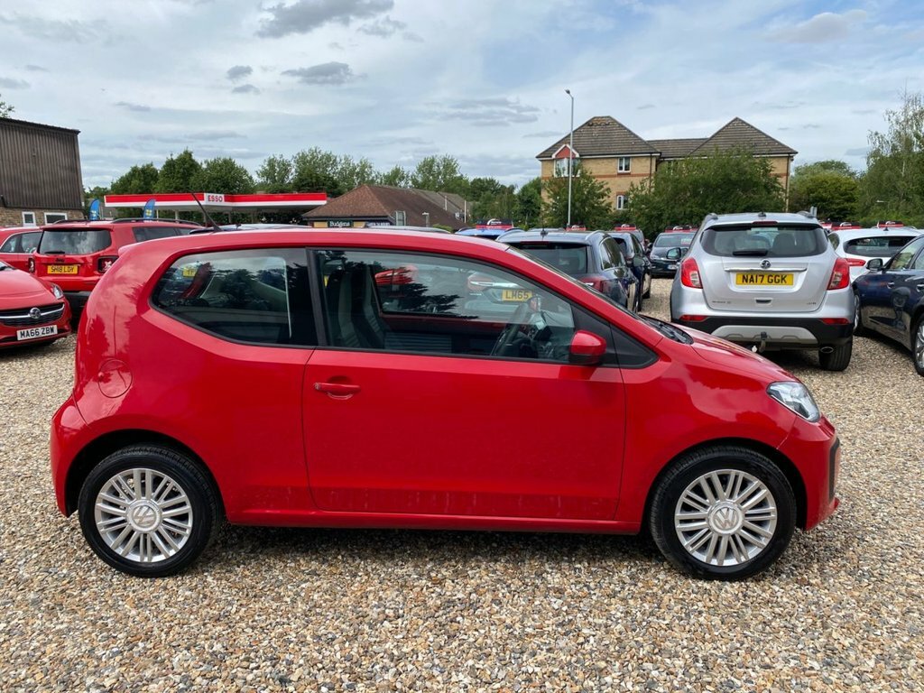 Volkswagen Up 1L Move Up Red #3
