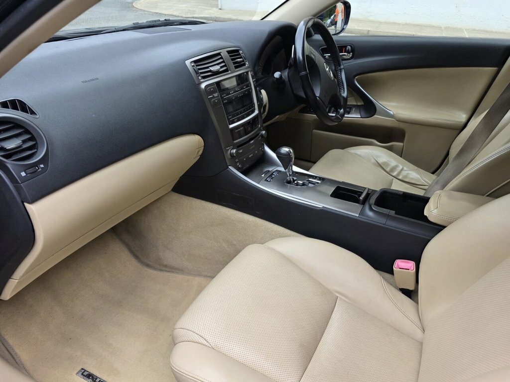 Lexus IS 2.2 220Td Sport Saloon 195 Gkm Black #61