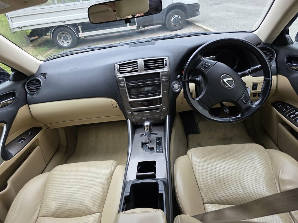 Lexus IS 2.2 220Td Sport Saloon 195 Gkm Black #30