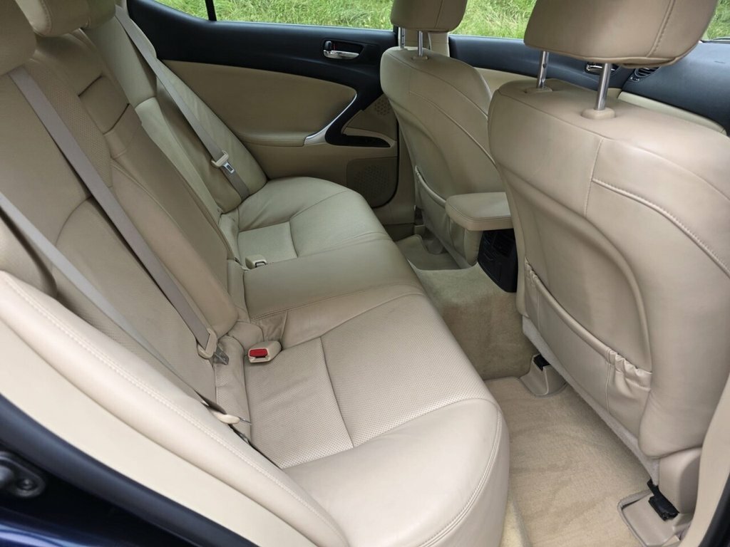 Lexus IS 2.2 220Td Sport Saloon 195 Gkm Black #87