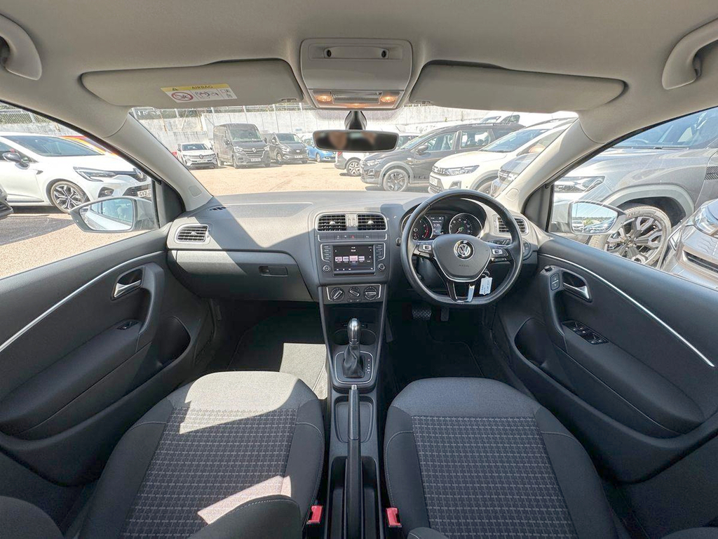 Volkswagen Polo 1.2 Tsi Match Edition Dsg Silver #3