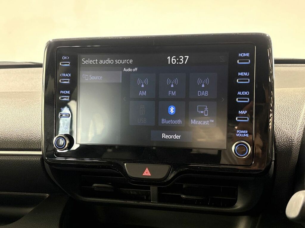 Mazda 2 1.5I Hybrid Select Cvt HN23ZKY White #5