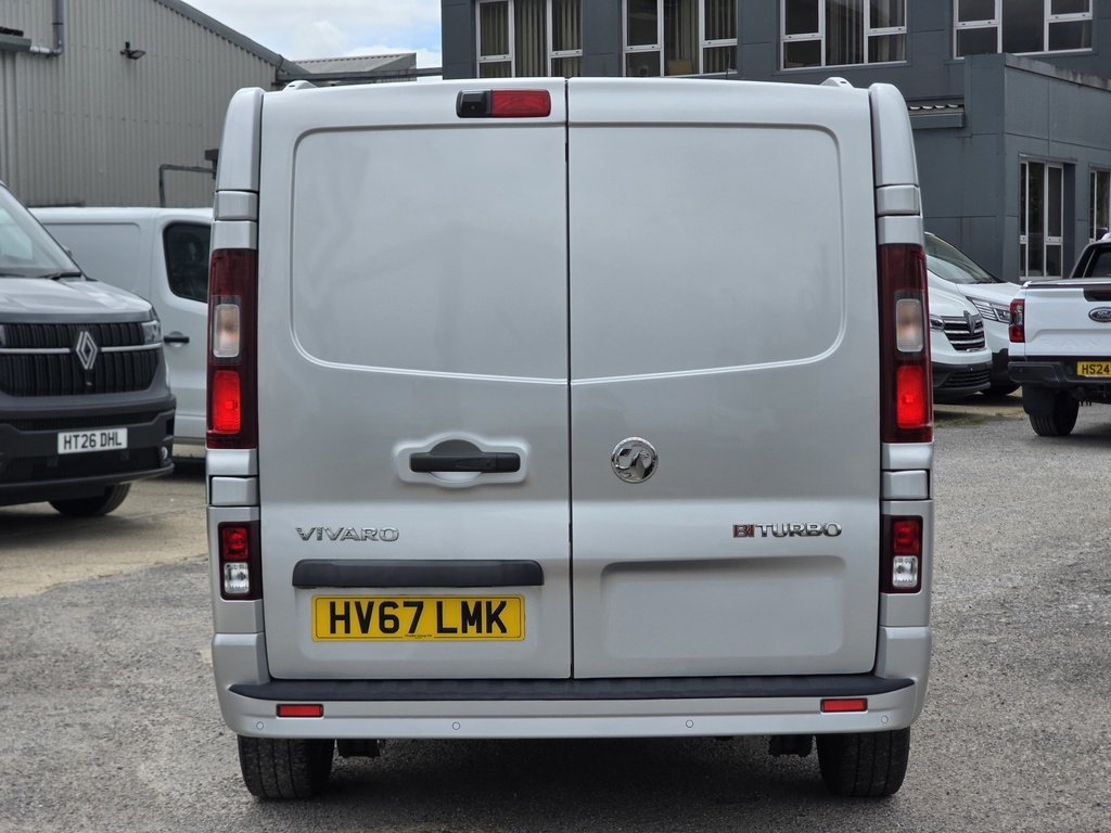 Vauxhall Vivaro 2700 1.6Cdti Biturbo 145Ps H1 Ltd Edition Nav Van Silver #5
