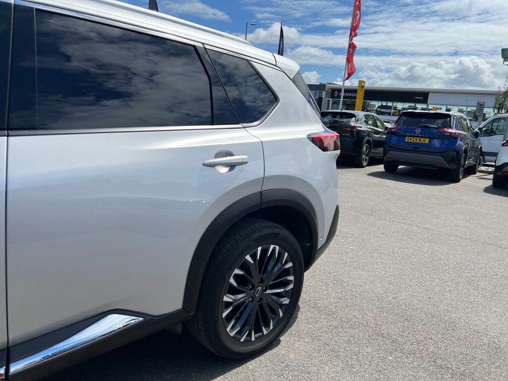 Nissan X-Trail 1.5 E-power E-4orce 213 Tekna 7 Seat Black #11