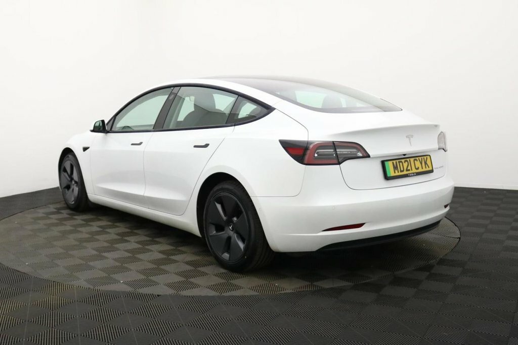 Tesla Model 3 Saloon MD21CYK White #6