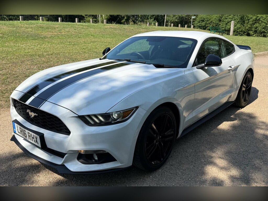 Ford Mustang 2.3T Ecoboost Fastback Euro 6 White #3