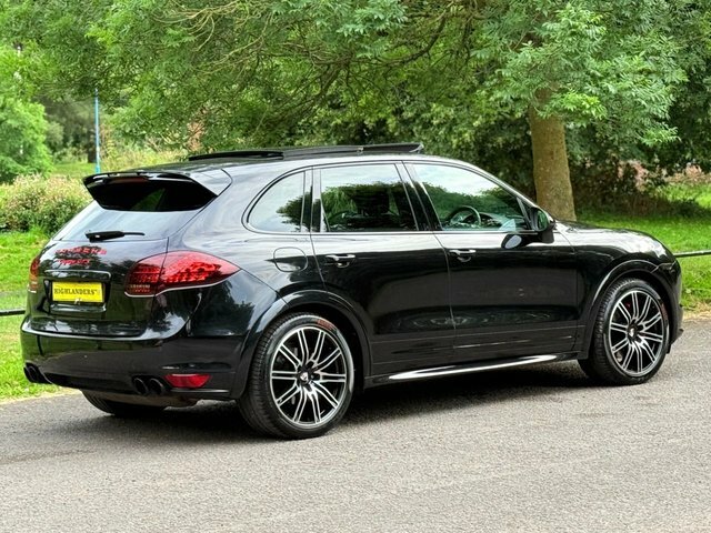 Porsche Cayenne 3.0 V6 E-hybrid S, Pan Roofair Suspension Black #16