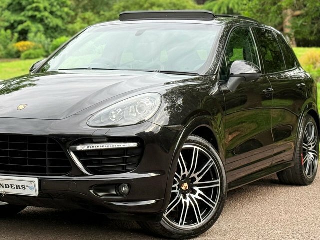 Porsche Cayenne 3.0 V6 E-hybrid S, Pan Roofair Suspension Black #28
