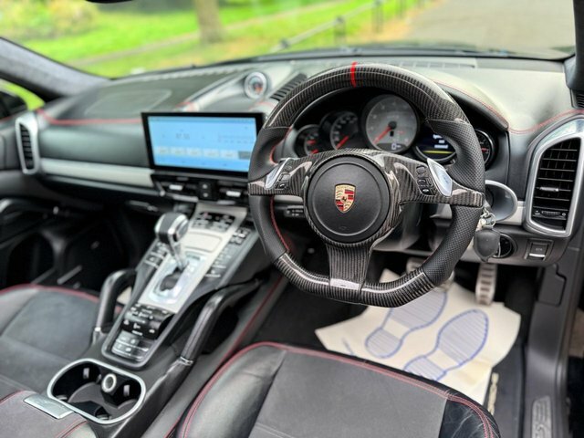 Porsche Cayenne 3.0 V6 E-hybrid S, Pan Roofair Suspension Black #29