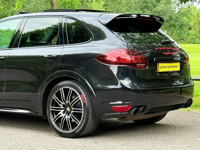 Porsche Cayenne 3.0 V6 E-hybrid S, Pan Roofair Suspension Black #44