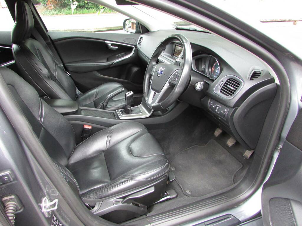 Volvo V40 T2 122 Se Grey #6