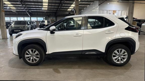 Toyota Yaris Cross Icon Fwd EF72PLU White #6