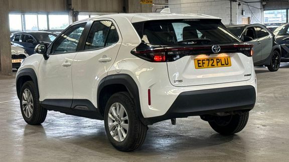 Toyota Yaris Cross Icon Fwd EF72PLU White #5
