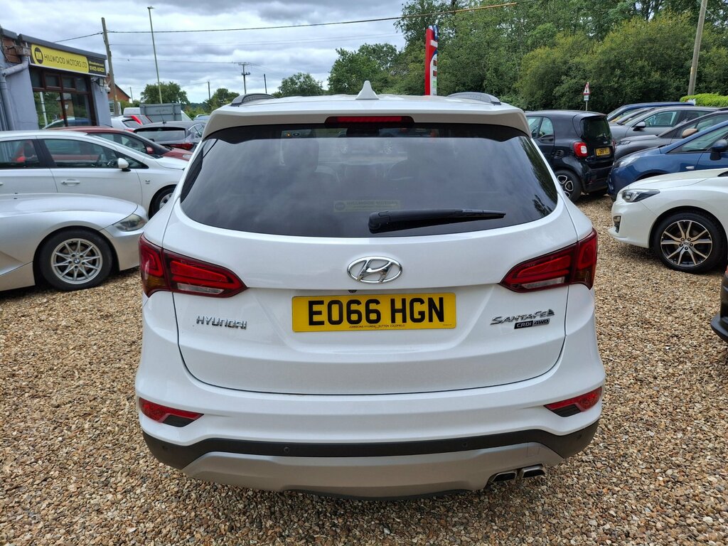 Hyundai Santa Fe 2.2 Crdi Blue Drive Premium Suv 4W White #6