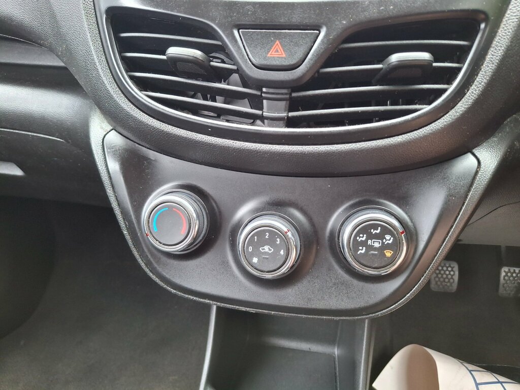Vauxhall Viva 1.0I Se Hatchback Euro 6 Ac Silver #22