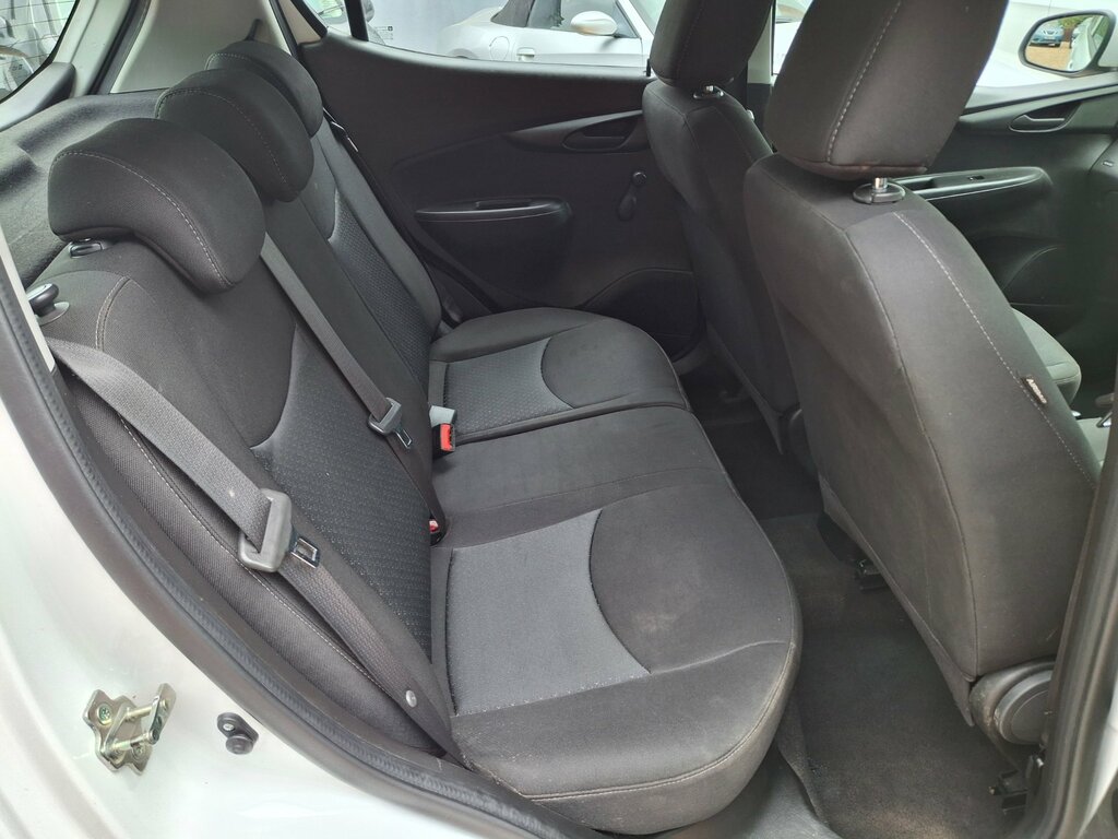 Vauxhall Viva 1.0I Se Hatchback Euro 6 Ac Silver #11