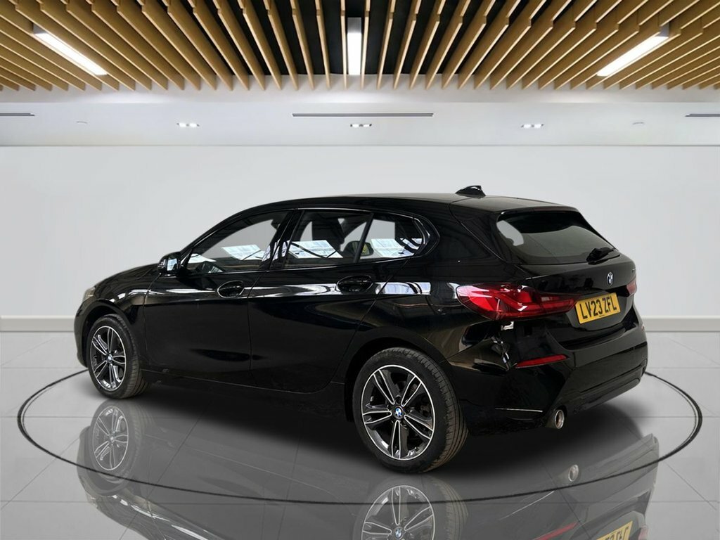 BMW 1 Series 1.5L Sport LV23ZFL Black #6
