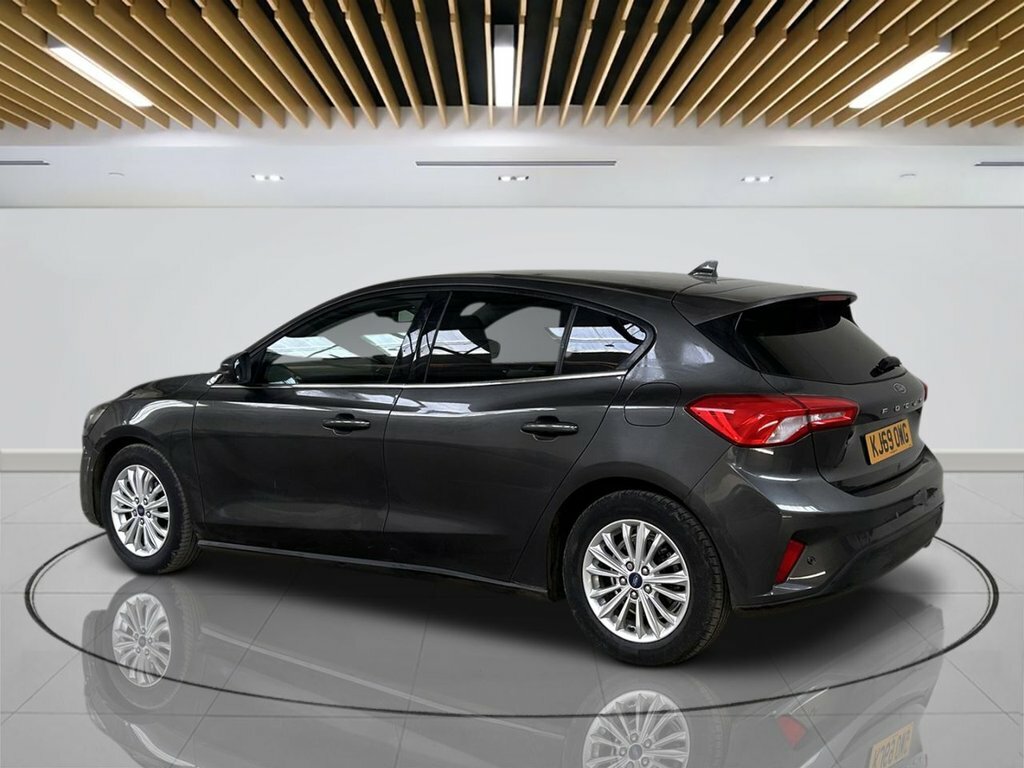Ford Focus 1L Titanium KJ69OWG Grey #4