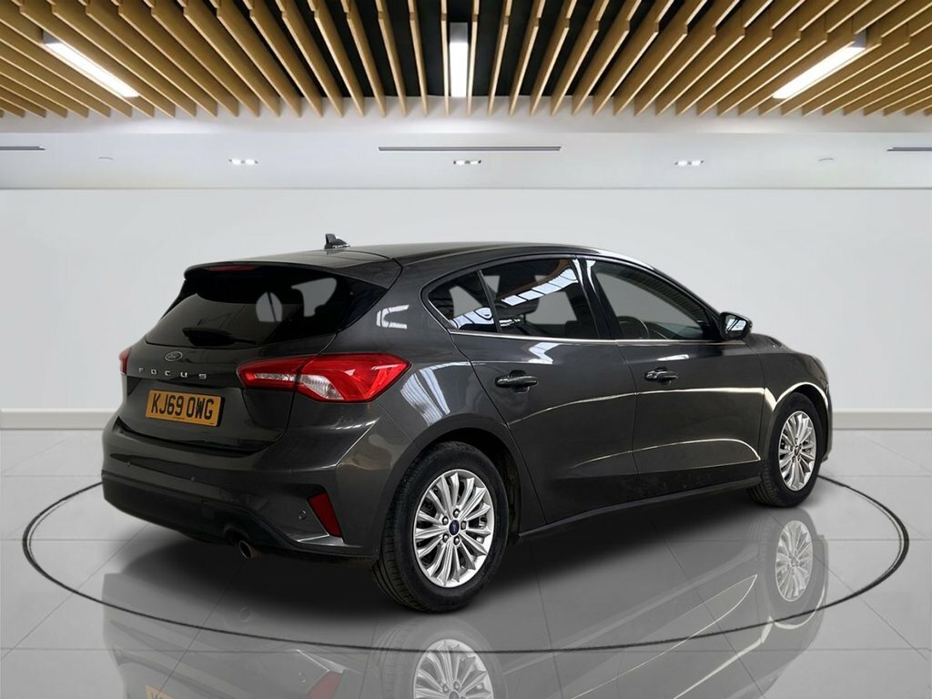 Ford Focus 1L Titanium KJ69OWG Grey #6