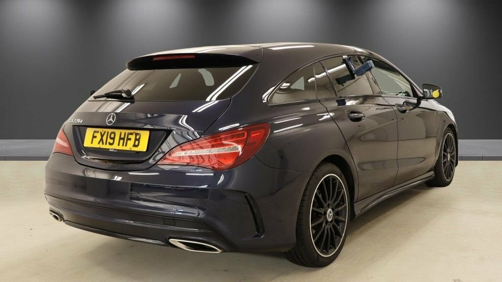 Mercedes-Benz CLA Class Saloon 2.0 Cla220 Amg Line Premium Coupe 7G-dct Black #4