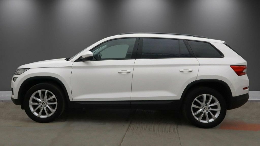 Skoda Kodiaq 1.5L Se White #6