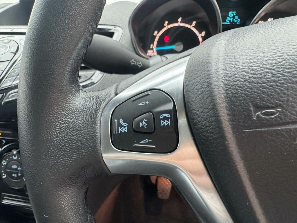 Ford Fiesta 1.0T Ecoboost Titanium Hatchback Blue #11