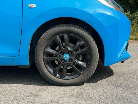 Toyota Aygo 1.0 Vvt-i X-cite  #3
