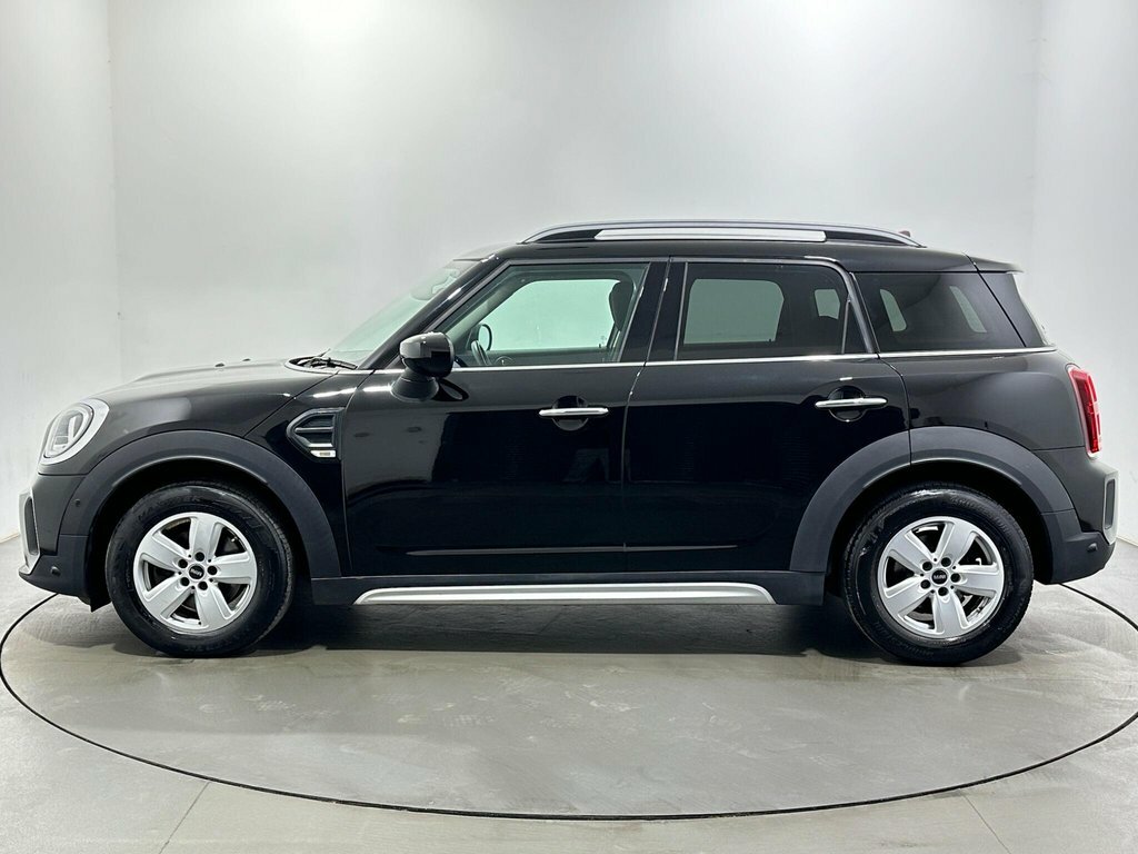 Mini Countryman 1.5L Cooper Classic Black #4