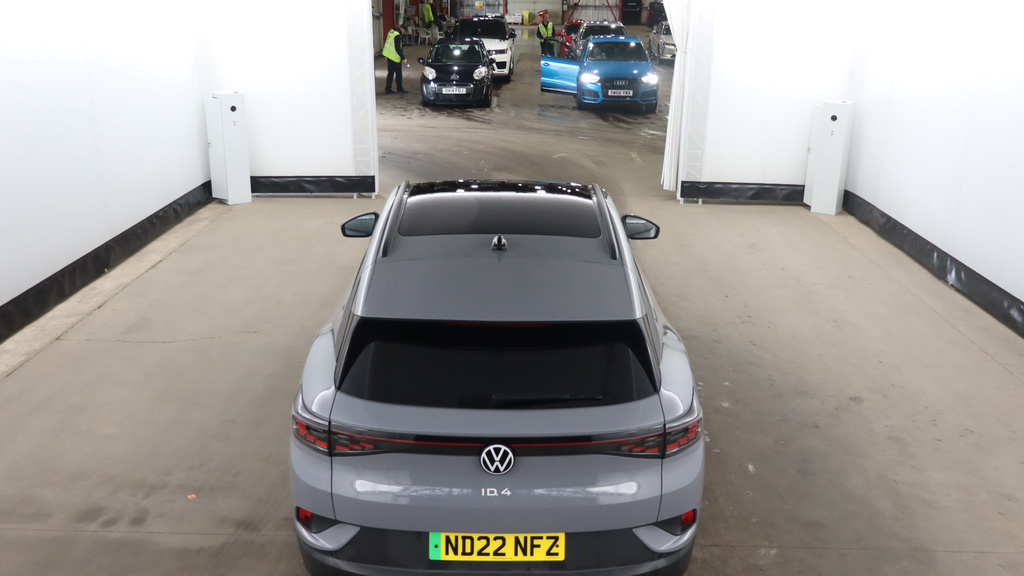 Volkswagen ID.4 Pro Performance 77Kwh Family Suv Grey #3