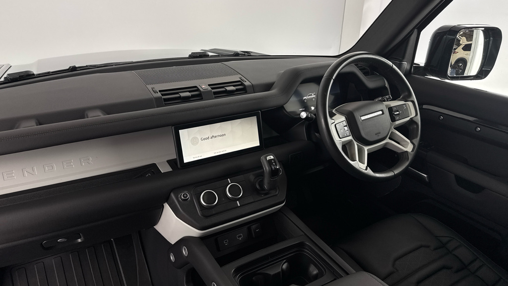 Land Rover Defender 90 3.0 D300 Hard Top X-dynamic Hse 3 Seat Grey #11