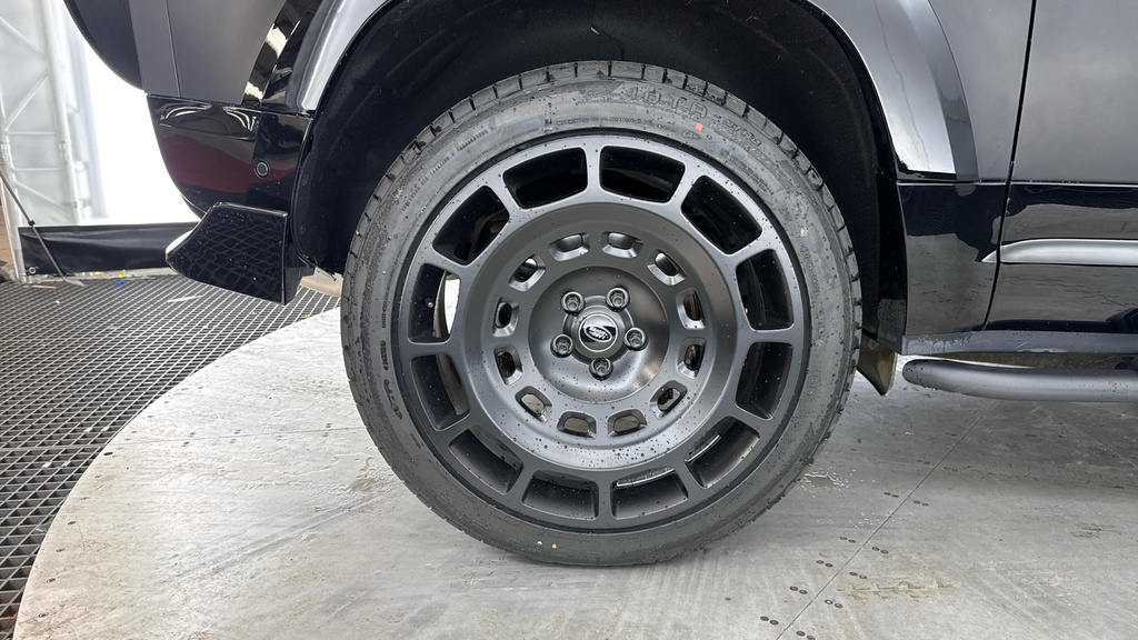 Land Rover Defender 90 3.0 D300 Hard Top X-dynamic Hse 3 Seat Grey #20
