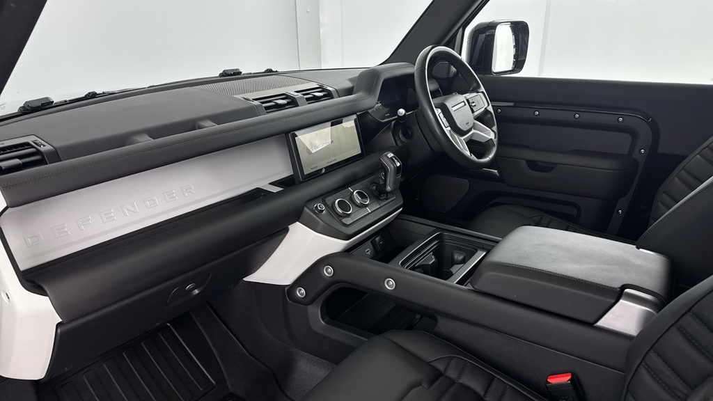 Land Rover Defender 90 3.0 D300 Hard Top X-dynamic Hse 3 Seat Grey #10