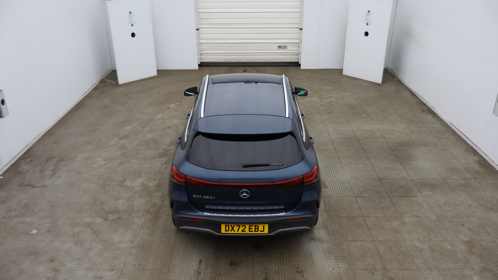 Mercedes-Benz EQA Eqa 250 70.5Kwh Amg Line Suv 1 Blue #2