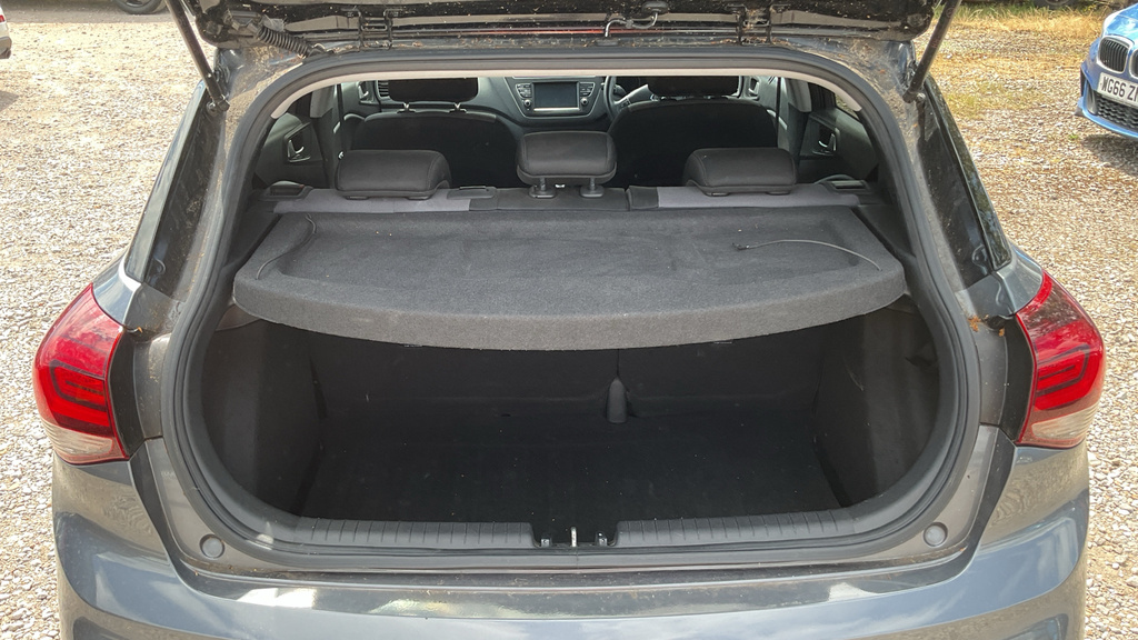 Hyundai I20 1.2 Play Hatchback Euro 6 Ss Grey