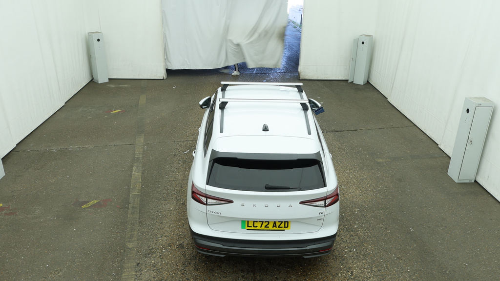 Skoda ENYAQ Iv 62Kwh 60 Suv Dc120kw 179 P White #2