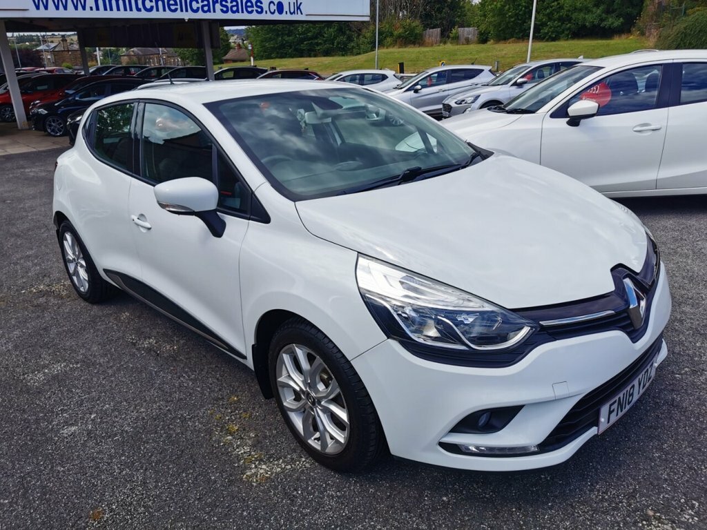 Renault Clio 1.2L Sm White