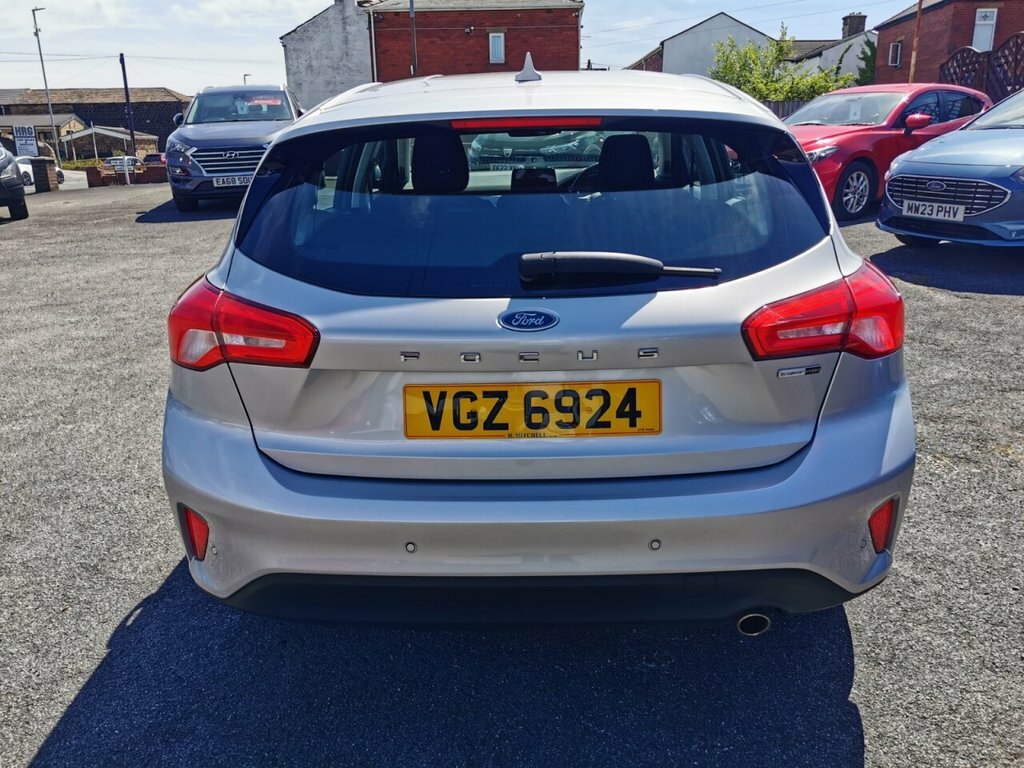 Ford Focus 1L Titanium Edition VGZ6924 Silver #5