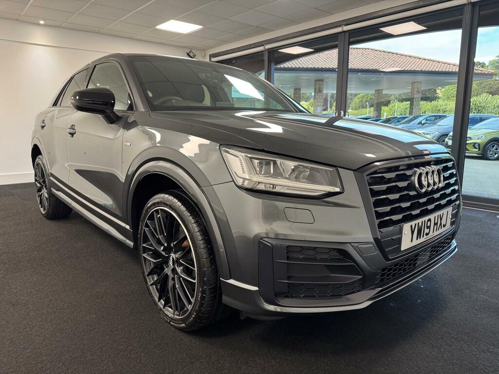 Audi Q2 1.5 Tfsi Cod 35 Black Edition Suv Pe Grey #3