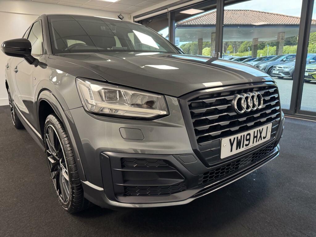 Audi Q2 1.5 Tfsi Cod 35 Black Edition Suv Pe Grey #4