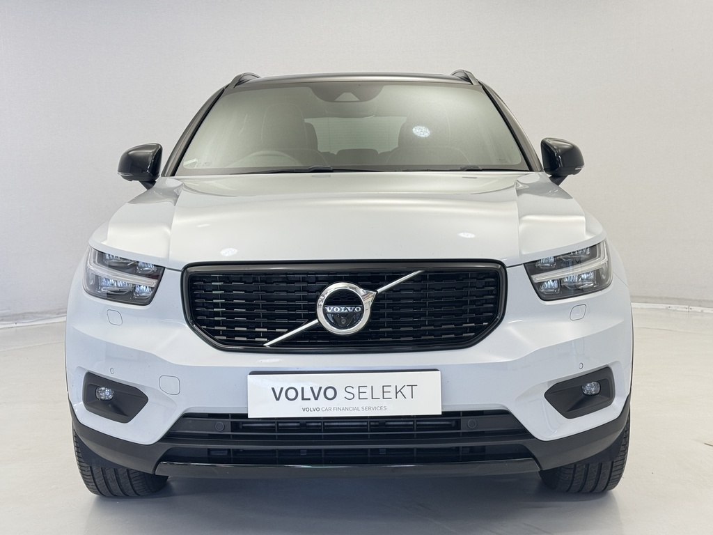 Volvo XC40 1.5 T3 163 R Design Geartronic Silver #2