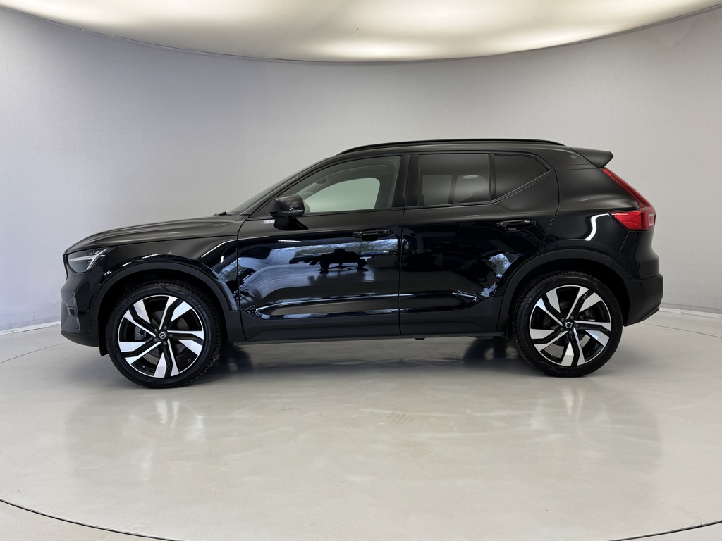 Volvo XC40 2.0 B3p Ultra Dark Black #4