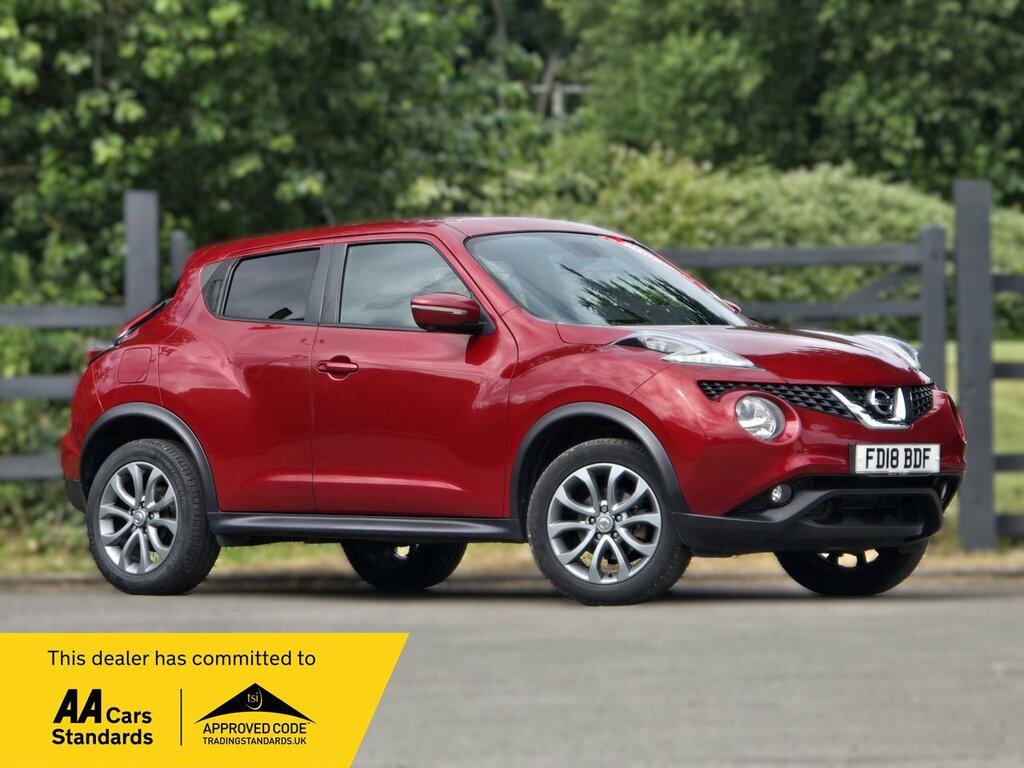 Nissan Juke Tekna Red