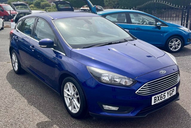Ford Focus 1.0T Ecoboost Zetec Hatchback BX65YGP Blue