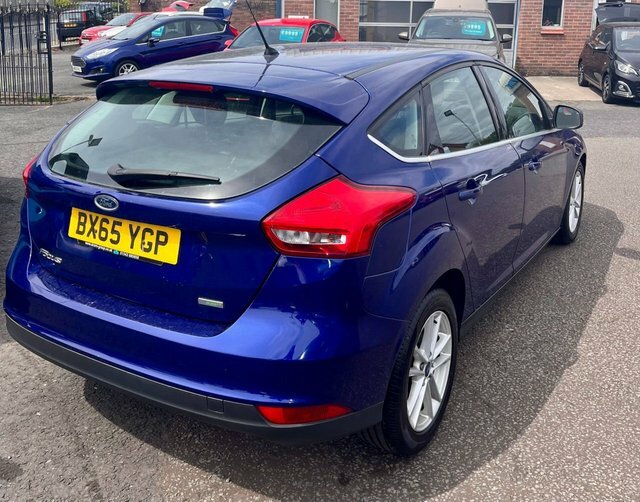 Ford Focus 1.0T Ecoboost Zetec Hatchback BX65YGP Blue #2