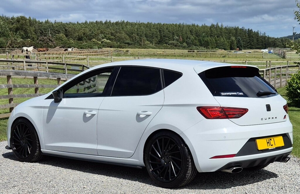 Seat Leon Hatchback 2.0 Tsi Cupra 300 2017 CP67GHF White #3