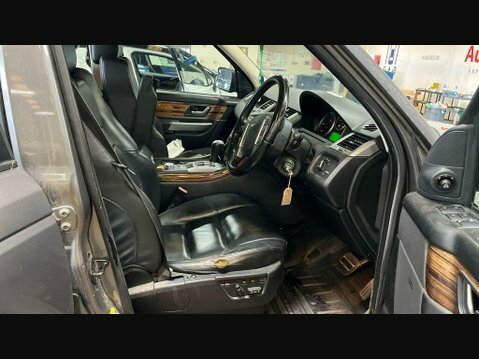 Land Rover Range Rover Sport  Black #24