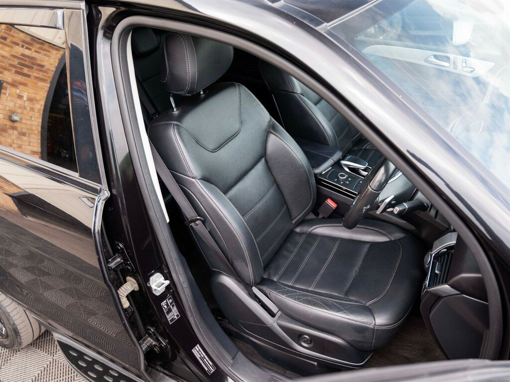 Mercedes-Benz GLE Class Gle 250 D 4Matic Amg Line Premium Silver #15