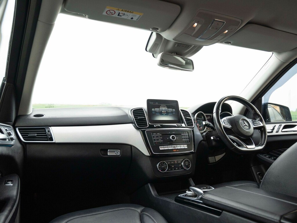 Mercedes-Benz GLE Class Gle 250 D 4Matic Amg Line Premium Silver #34