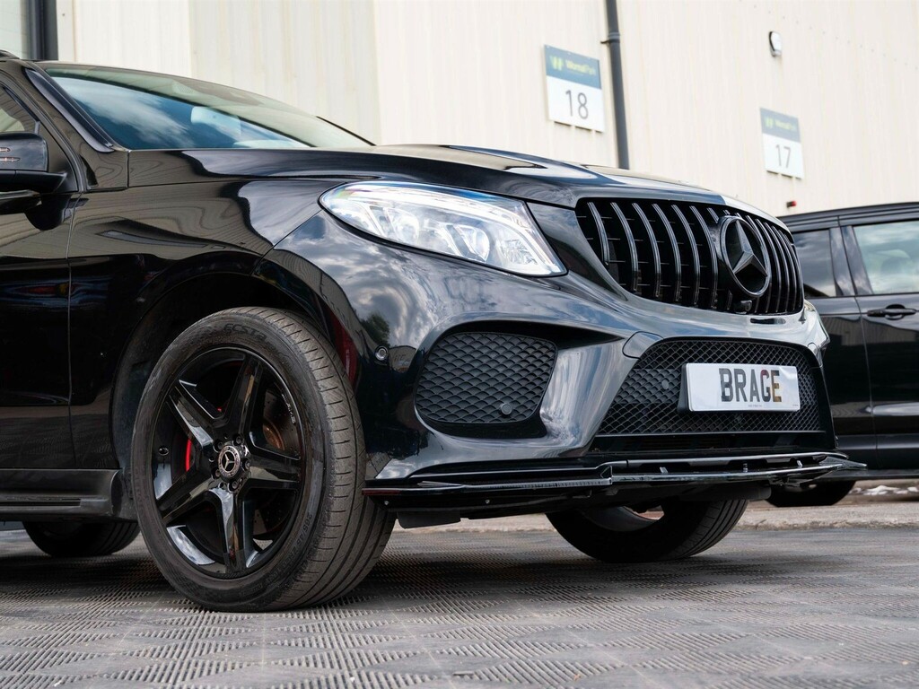 Mercedes-Benz GLE Class Gle 250 D 4Matic Amg Line Premium Silver #52