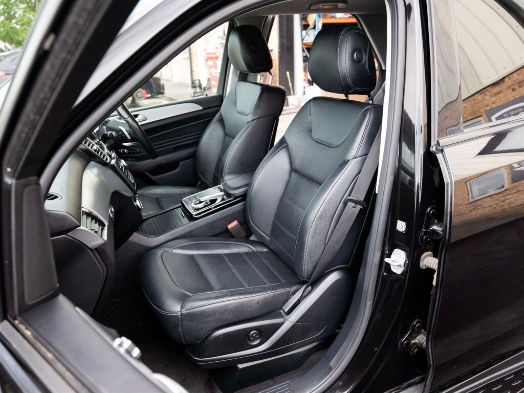 Mercedes-Benz GLE Class Gle 250 D 4Matic Amg Line Premium Silver #32